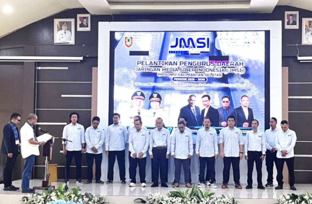Perkuat Informasi Pembangunan, Diskominfo Kotabaru Hadiri Pelantikan JMSI Kalsel